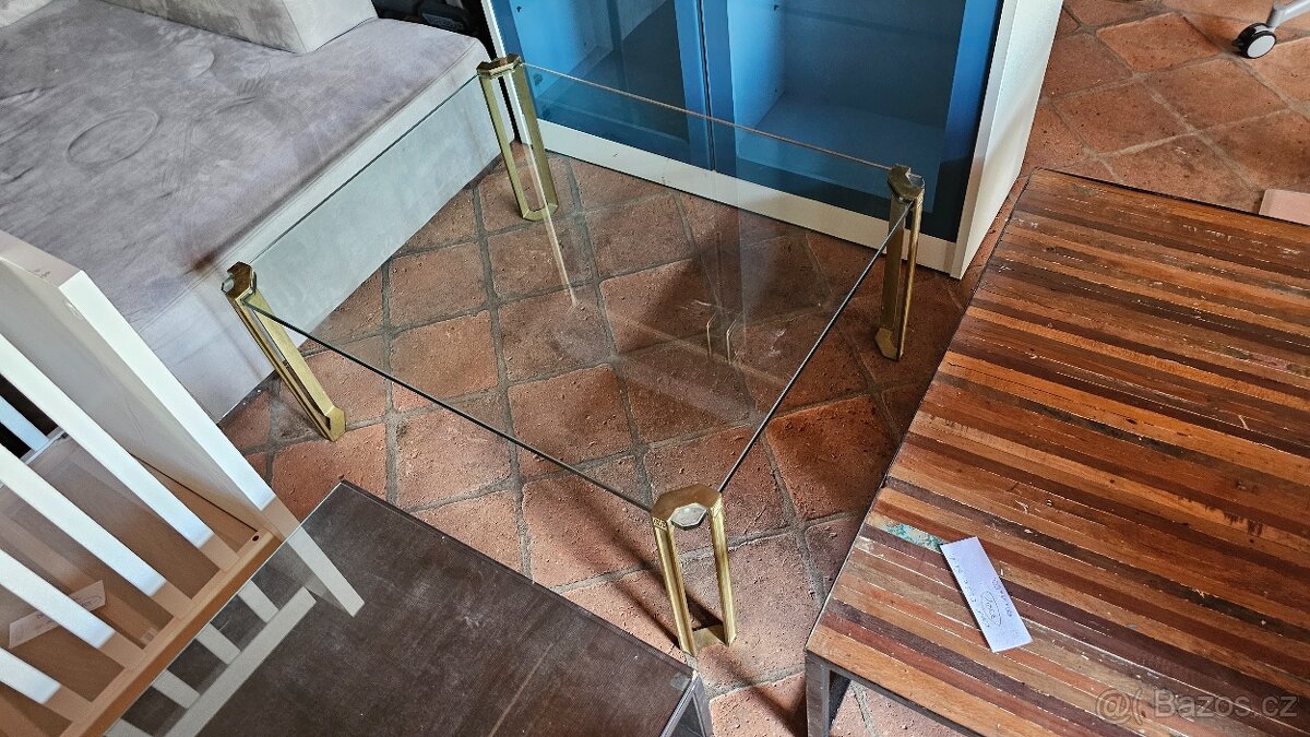 Různé konferenční stolky - 3