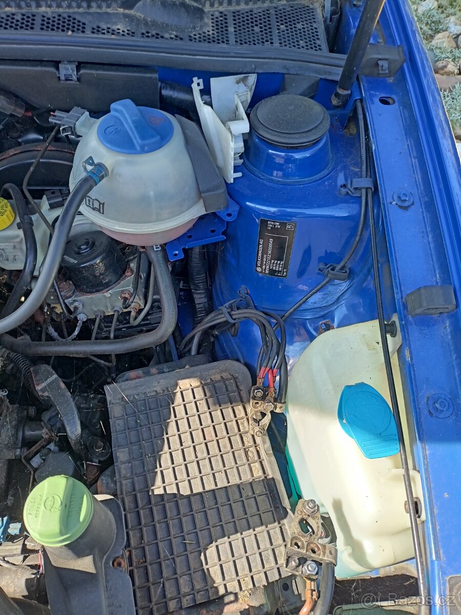 Prodám Volkswagen golf - 3