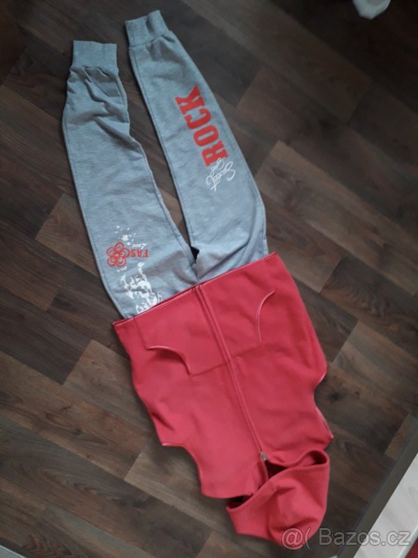 Dívčí vel.152/158 - 3