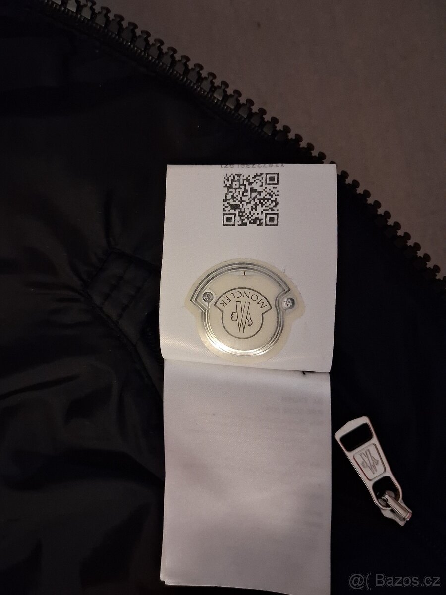 Moncler Péřová bunda - 3