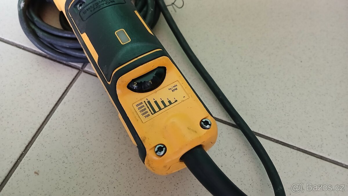 Přímá bruska Dewalt - 3