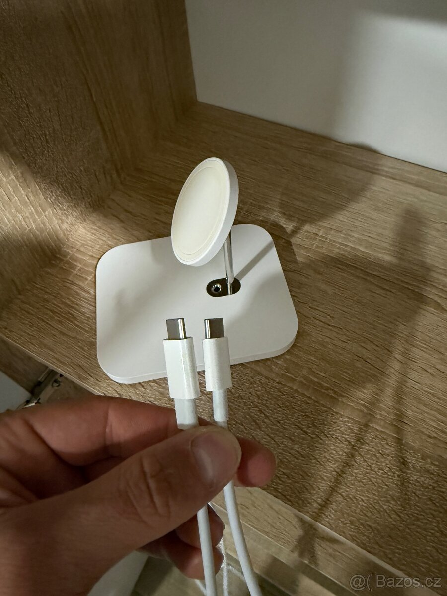 Apple bezdrátová nabíječka pro Iphone - 3