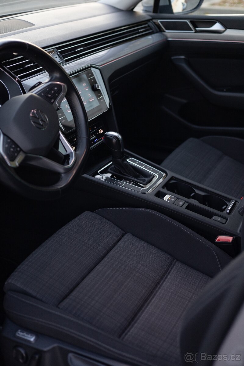 Prodám VW PASSAT B8 2022, 2.0 tdi 110 kw automat - 3