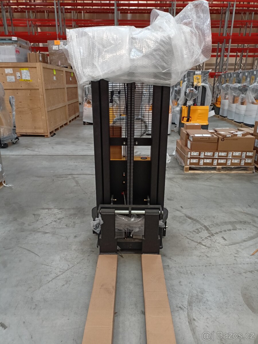 Semi-elektrický paletový vozík 2t 2500mm - 3