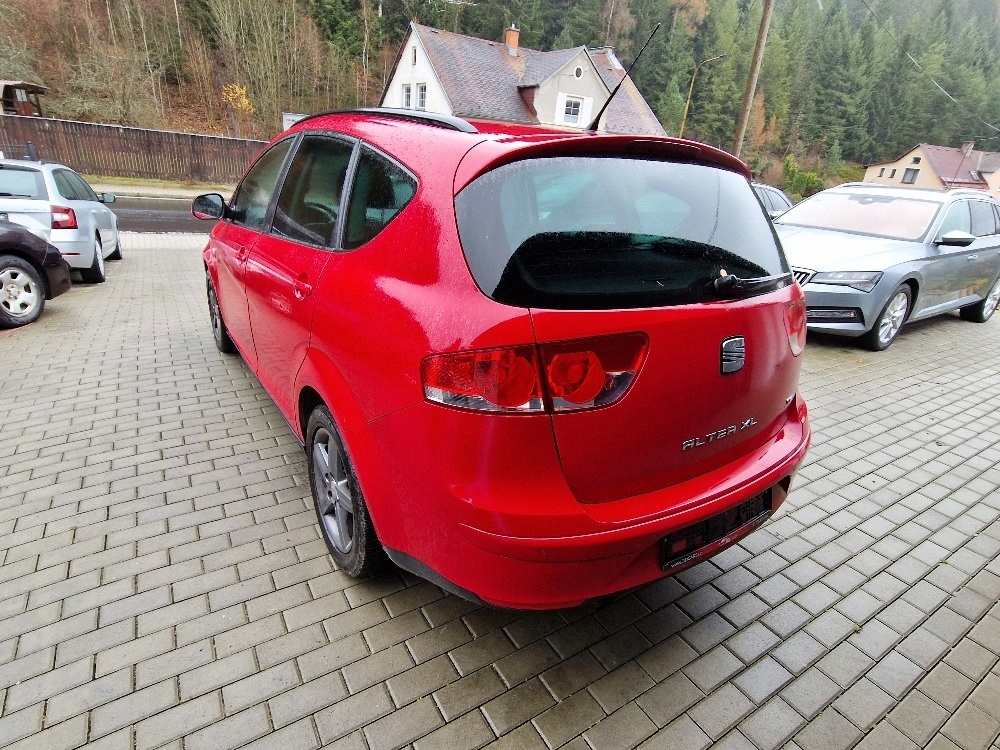 SEAT Altea XL, r.v. 2015, 145 tis. km, plný servis - 3