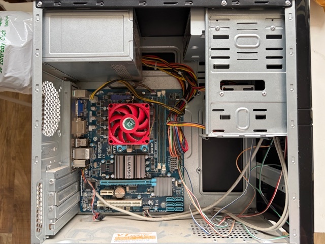 Počítač - AMD 6300 Six-Core Processor - 3