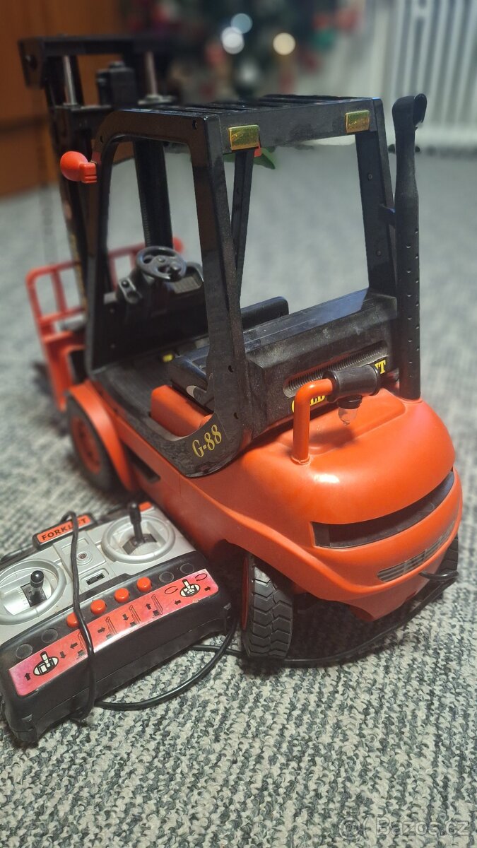 Retrohračky - vysokozdvižný vozík - 3