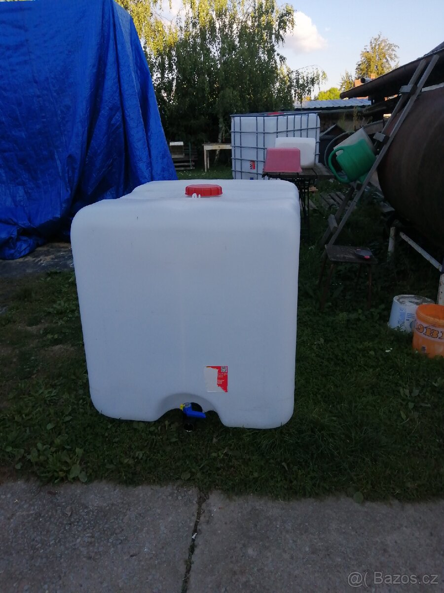 Ibc nádrže, bubliny - 3