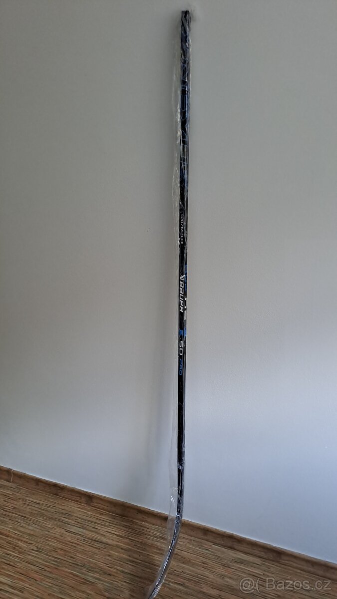 SLEVA - nová hokejka BAUER Nexus E50 PRO Sr. ,flex70, P28, L - 3