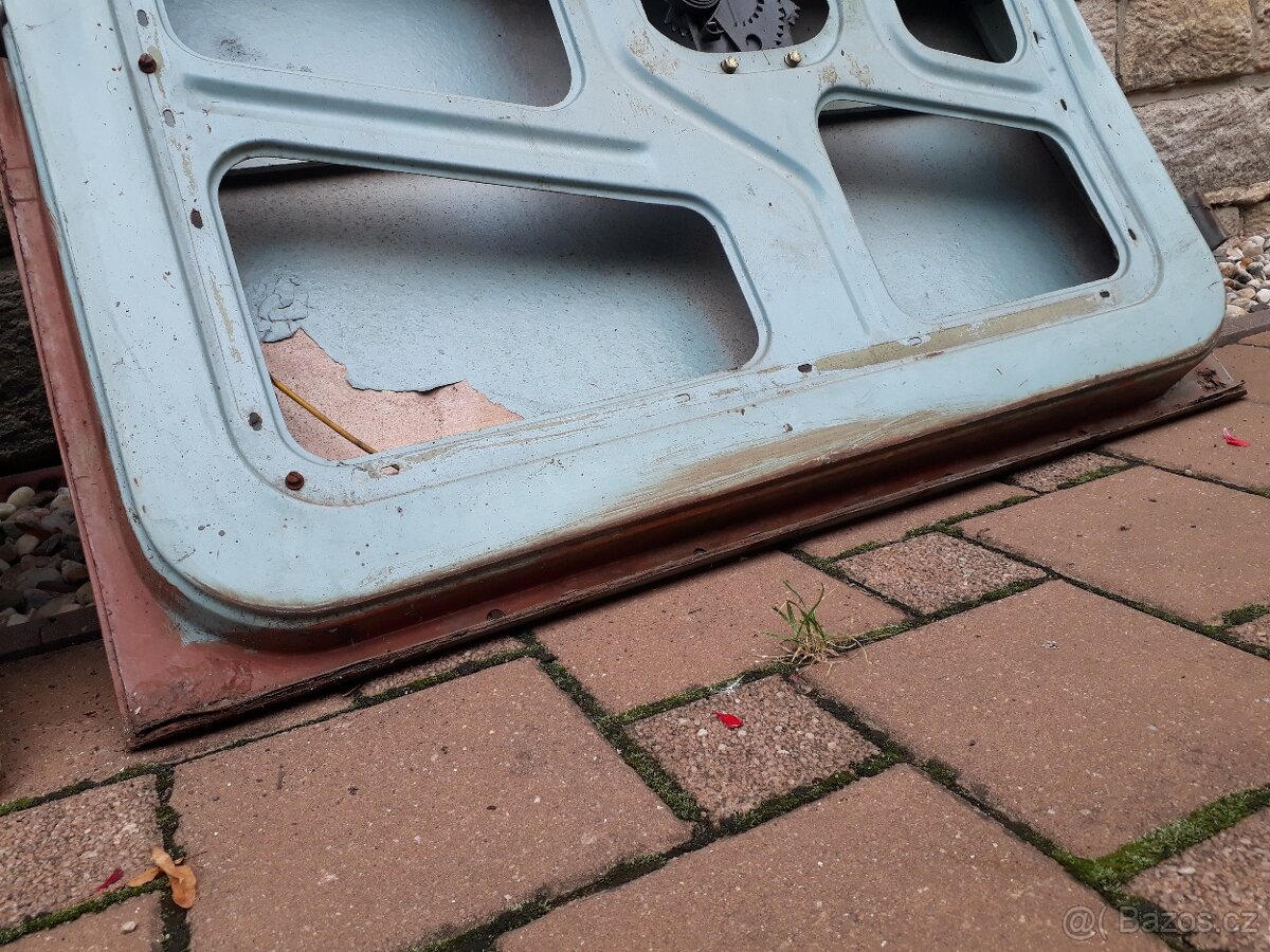 Dveře Trabant 601 prvni typ - 3