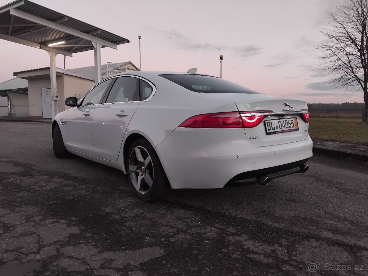 JAGUAR XF 3.0d V6 - 3