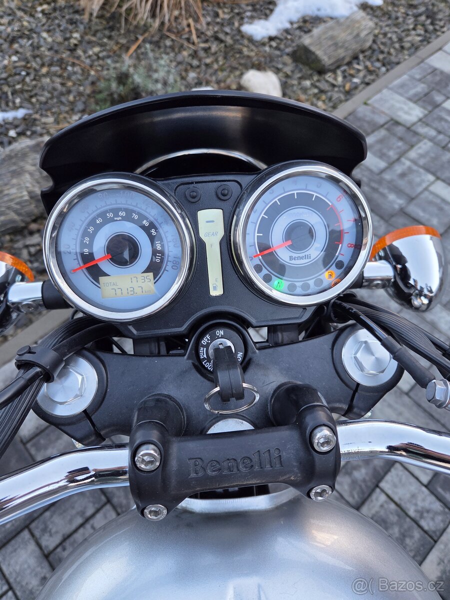 Benelli Imperiální 400 - 3