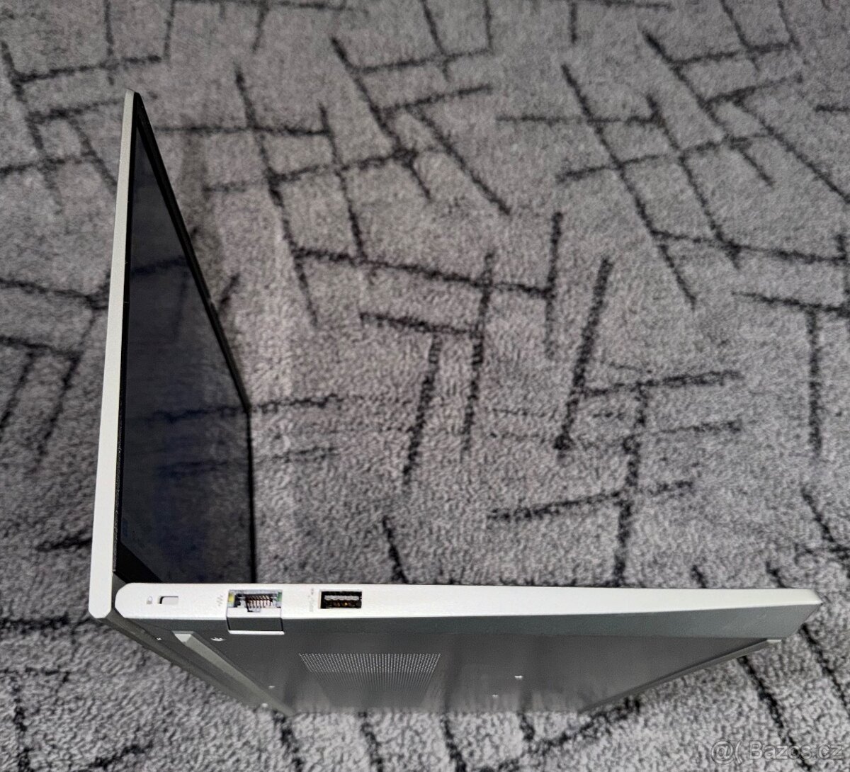 HP Probook 440 G9 - 11.gen - DDR4 - SSD - Iris XE - 3