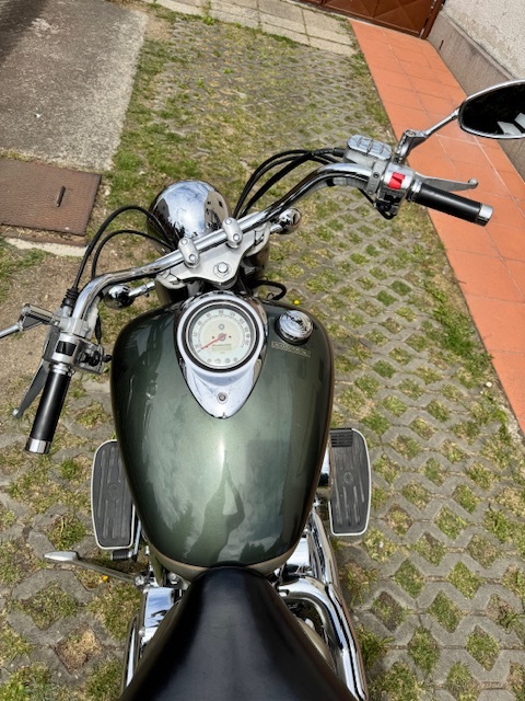 Yamaha Dragstar 1100 - 3