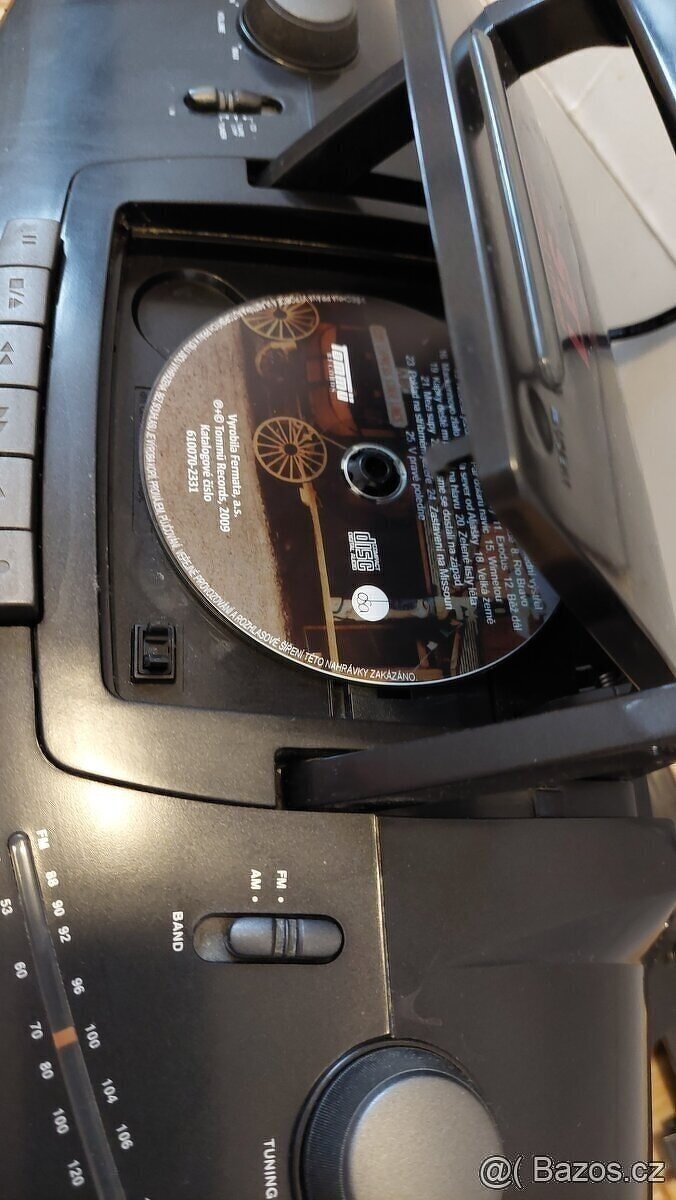 Rádio magnetofon JVC - 3