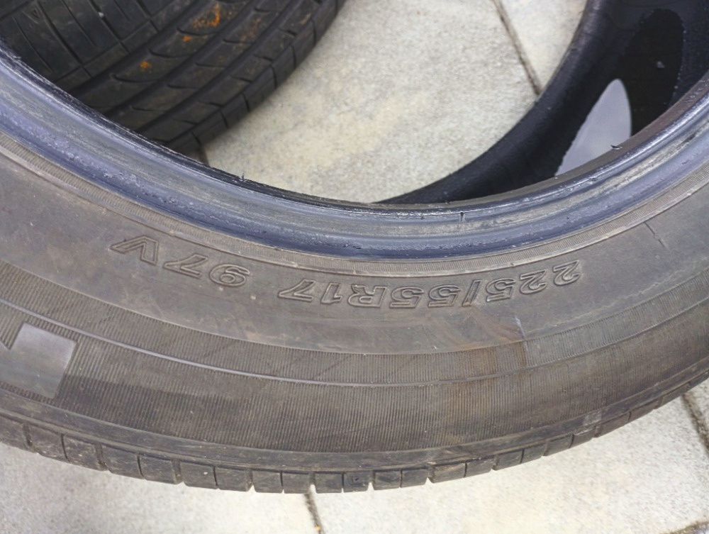 Letní pneu 225-55-17 - 3