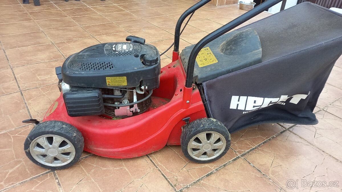 Sekačka Hecht 540 - 3