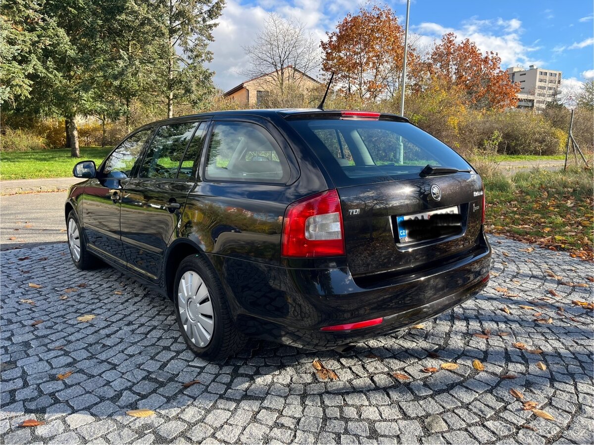 Škoda Octavia 1.6tdi Dsg.Servis.kn / Po Rozvodech - 3