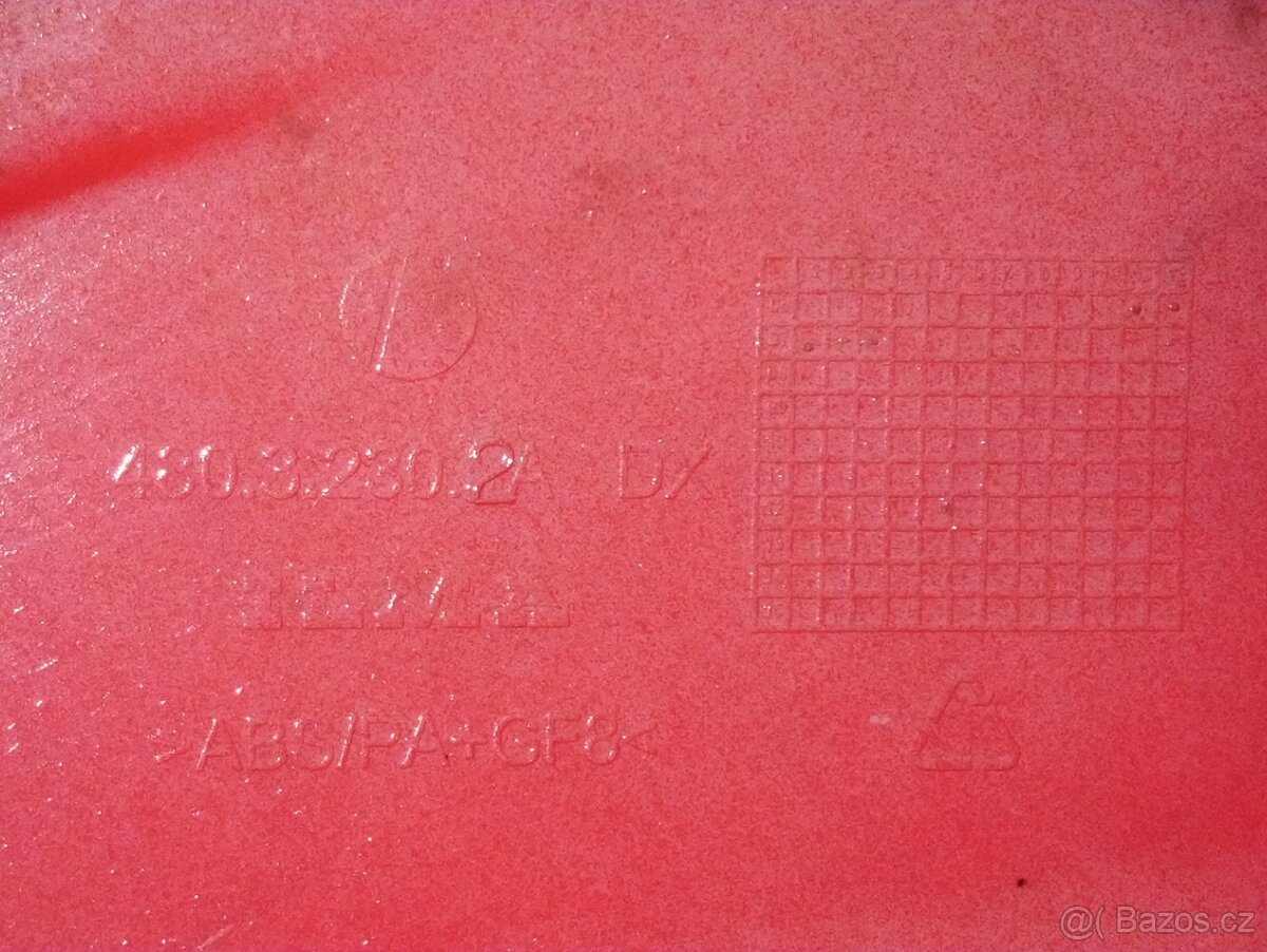 DUCATI 1098 + S 2007-2008 KAPOTÁŽ SPODNÍ PRAVÁ 48032302A - 3