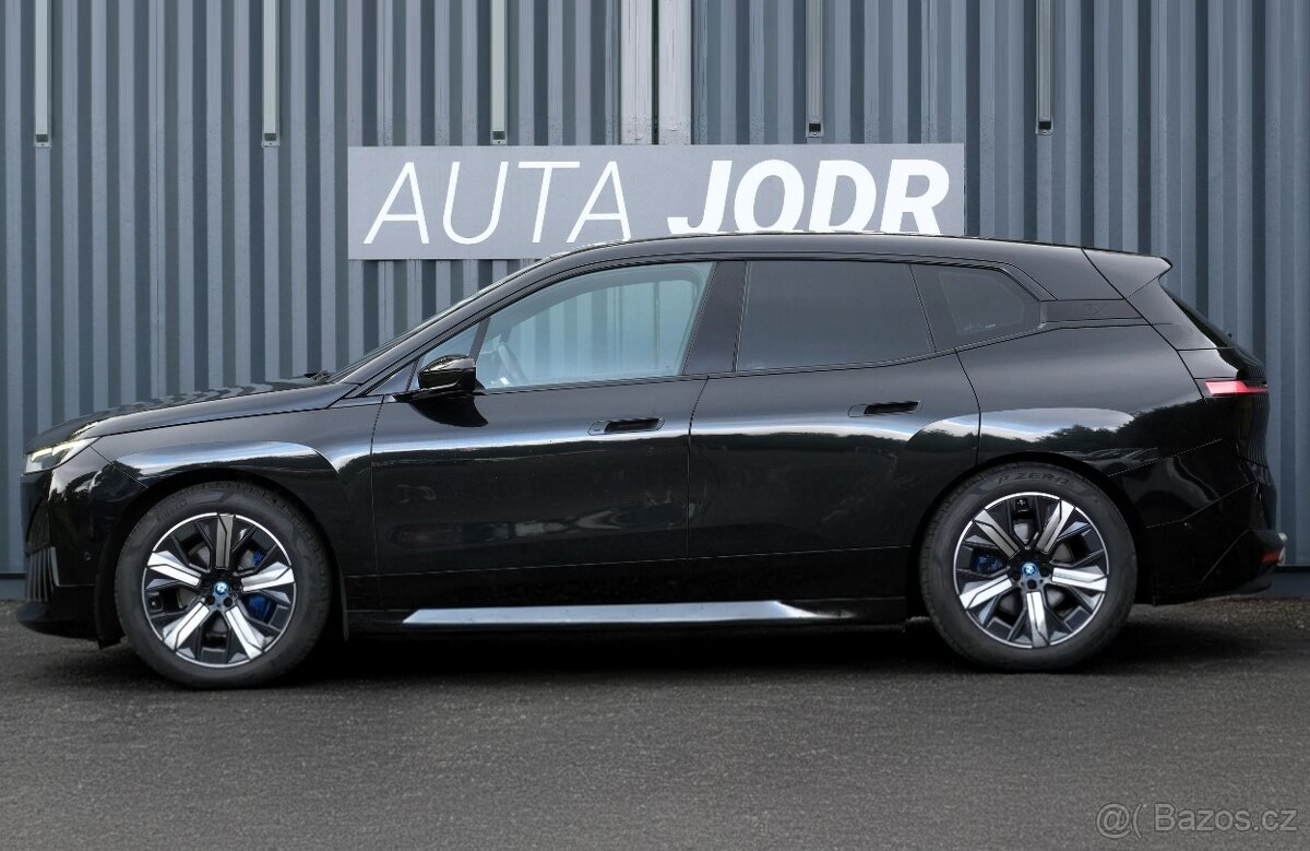 BMW IX xDrive 50 385 kW, Panorama, Tažné, Záruka, SoH 97.5% - 3