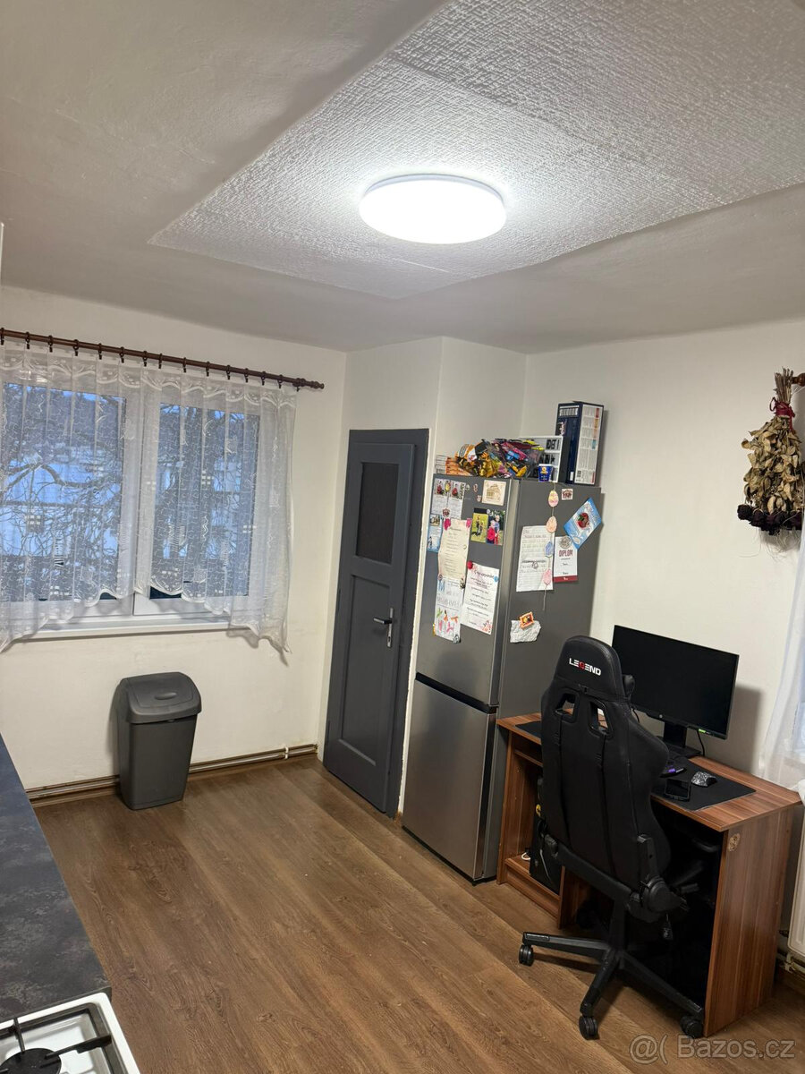 Prodám byt 2+1 v Příbrami - 3