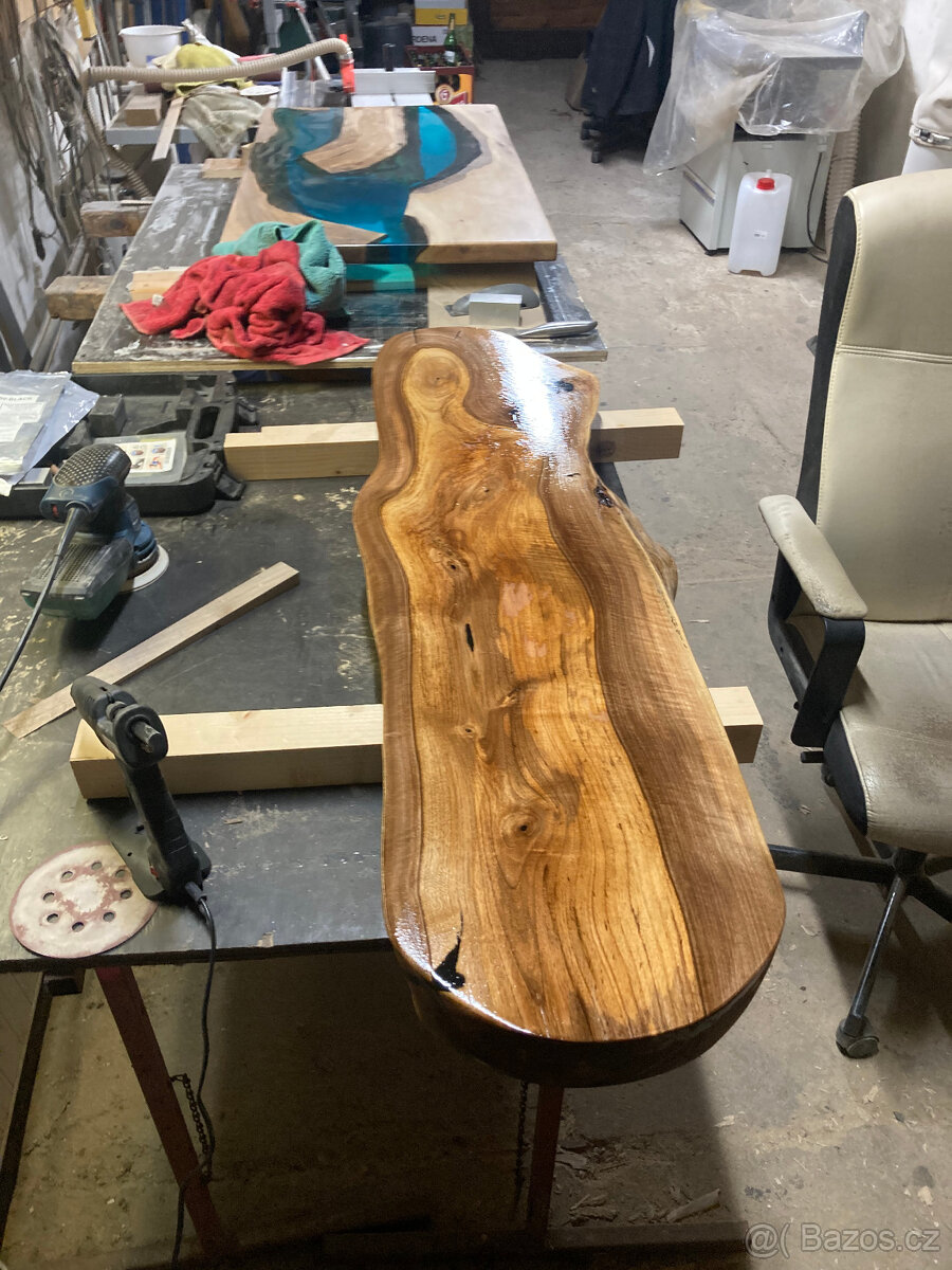 deska stolu z masivu ořech - 3