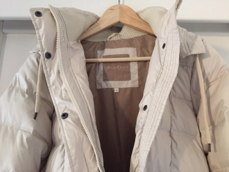 NOVÁ dámská péřová bunda Jackpot. Velikost M. - 3