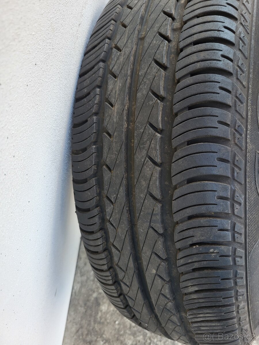 Goodyear 195/65 R15 - 3