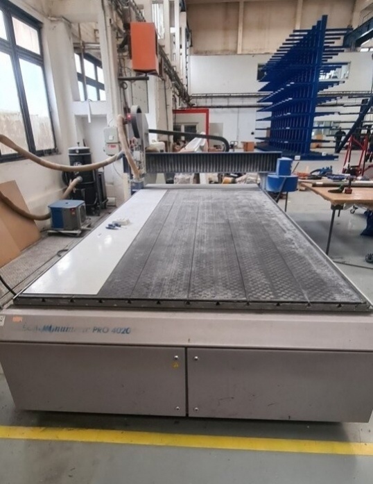 Použité portálové nestingové 3-osé CNC centrum - 3