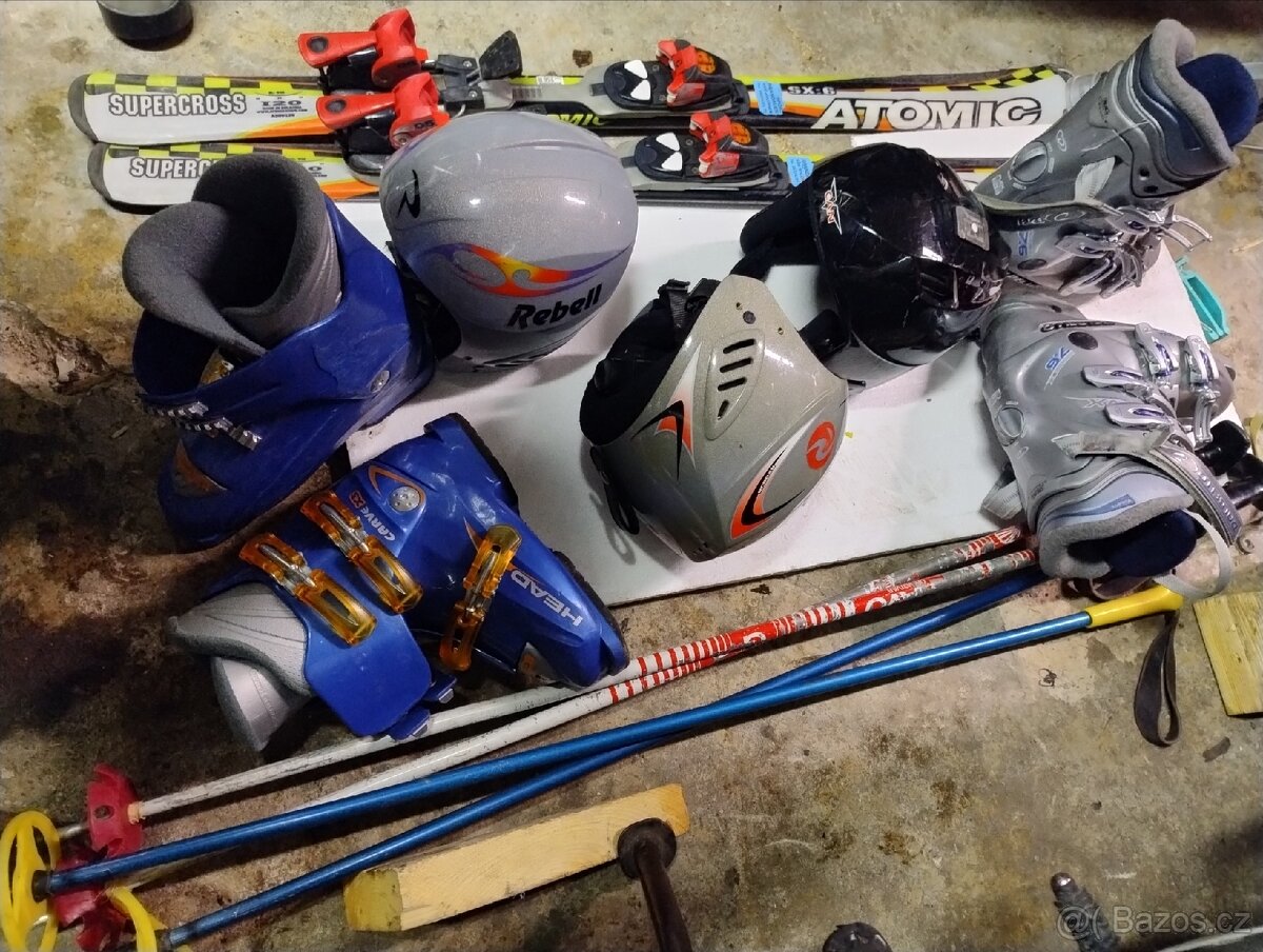 Lyže dětské,hůlky,lyžáky a helmy - 3