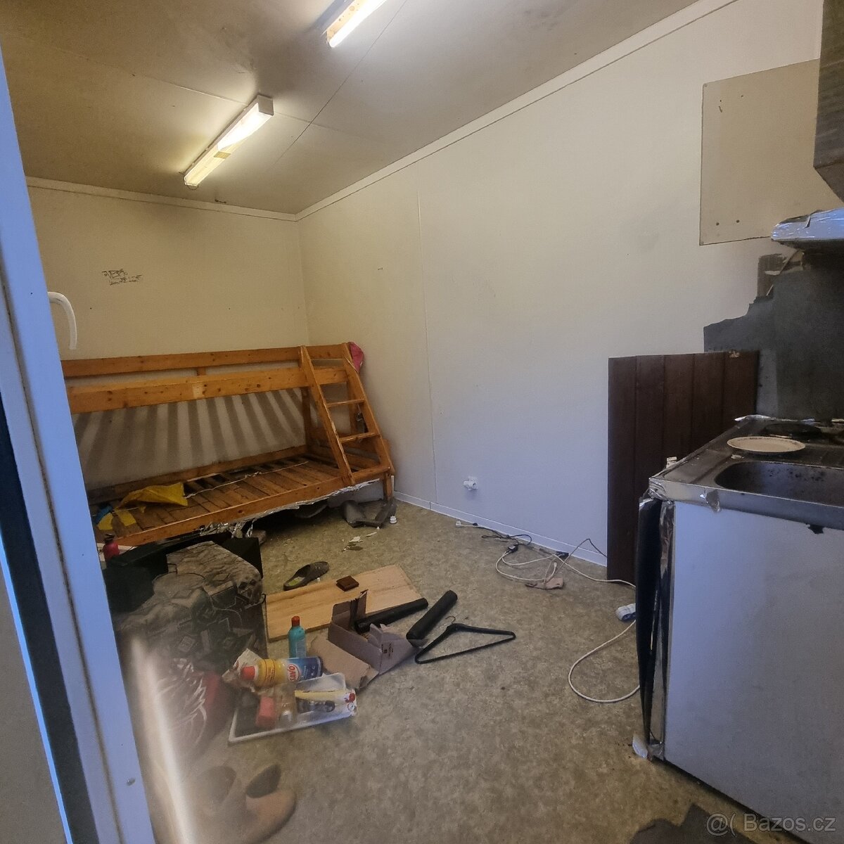 Dobry den prodam mobilni kontejner - 3