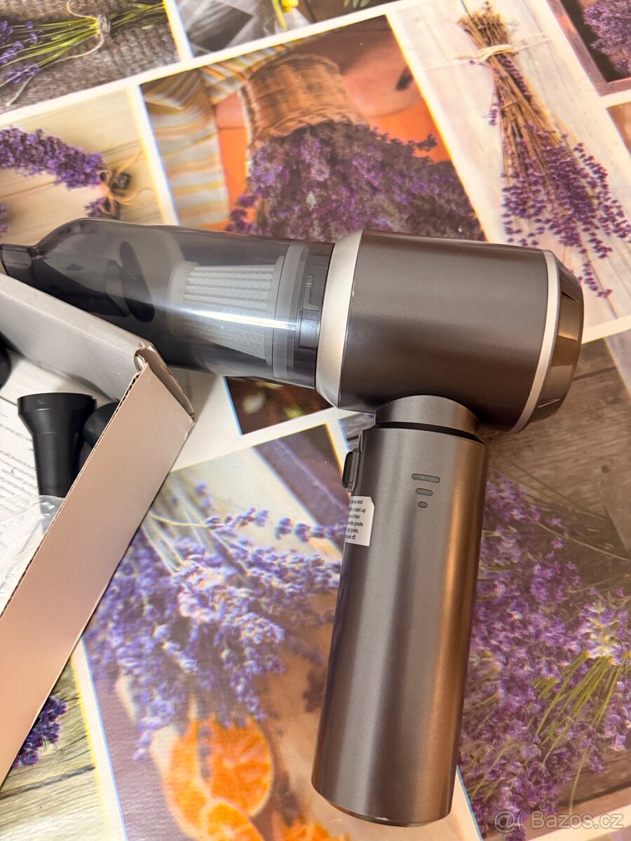 Přenosný mini vysavač 3v1 - 3