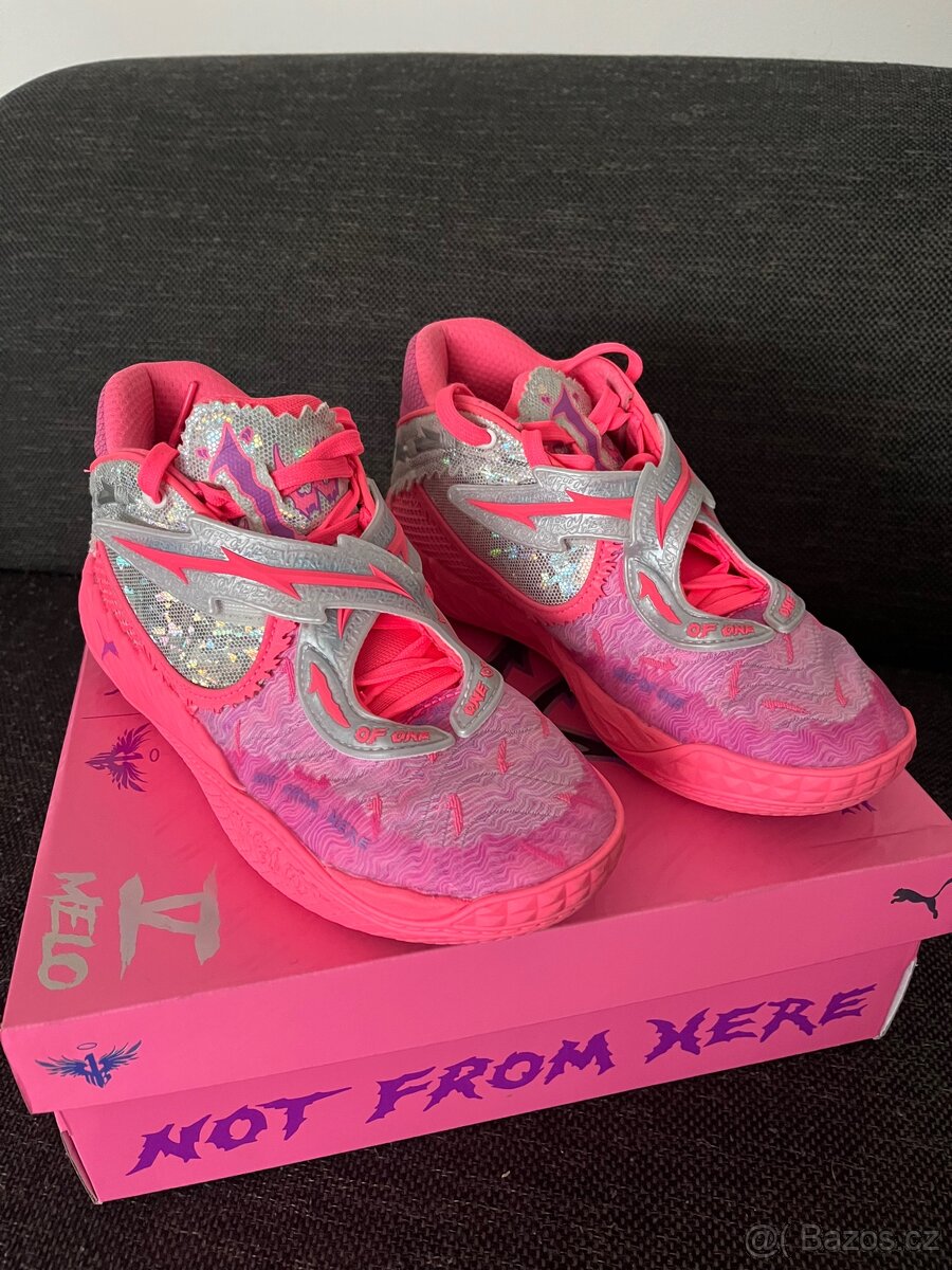 Dívčí boty na basket PUMA vel. 39 - 3