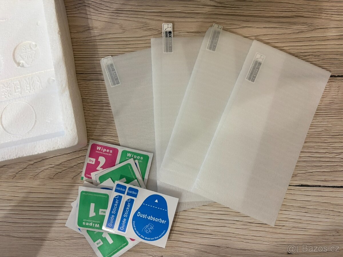 Prodám ochranné skla a kryty na iPhone 13 mini - 3