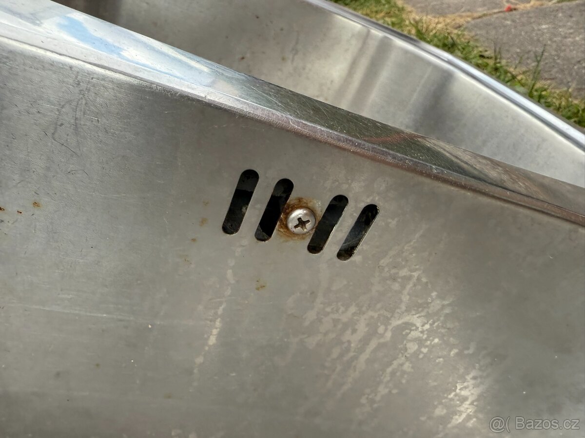 Nerezový dřez - dvojitý - 3