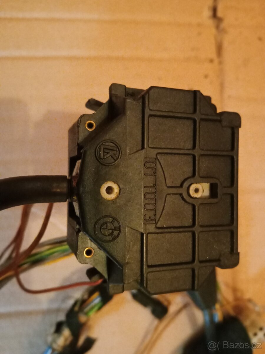 BMW E32/34/36 Páčka blikání - 3