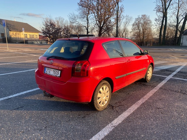 Toyota Corolla 1,6 Vti benzín - 3