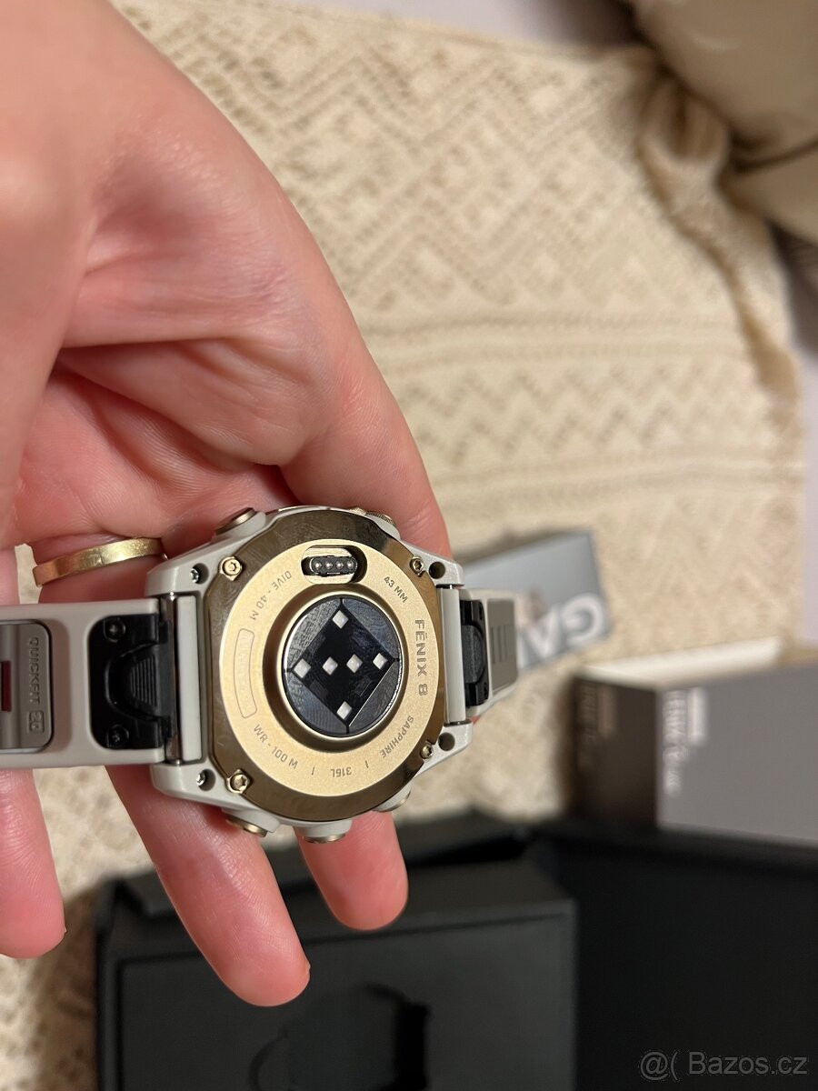 Garmin Fenix 8 43mm Sapphire Gold - 3