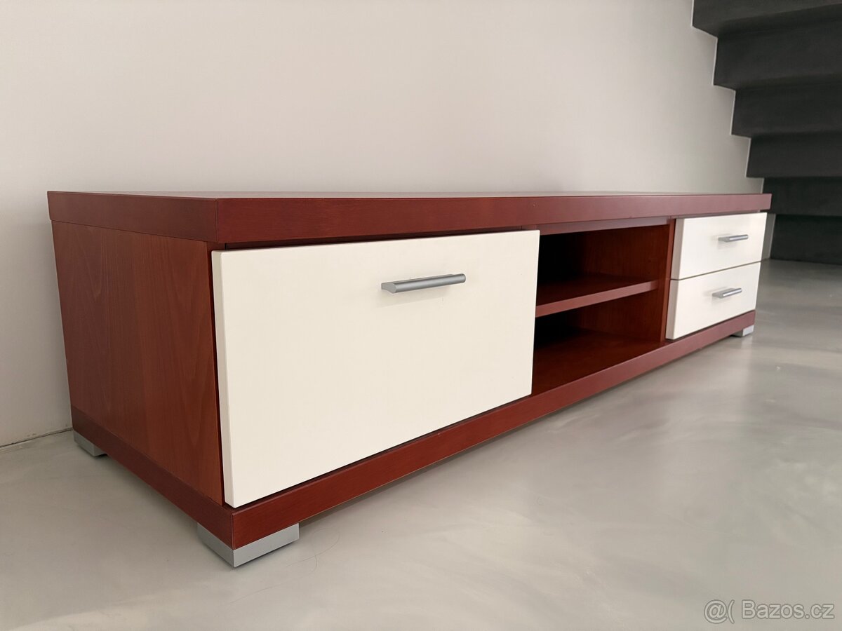 Komoda.- italský nábytek - 3