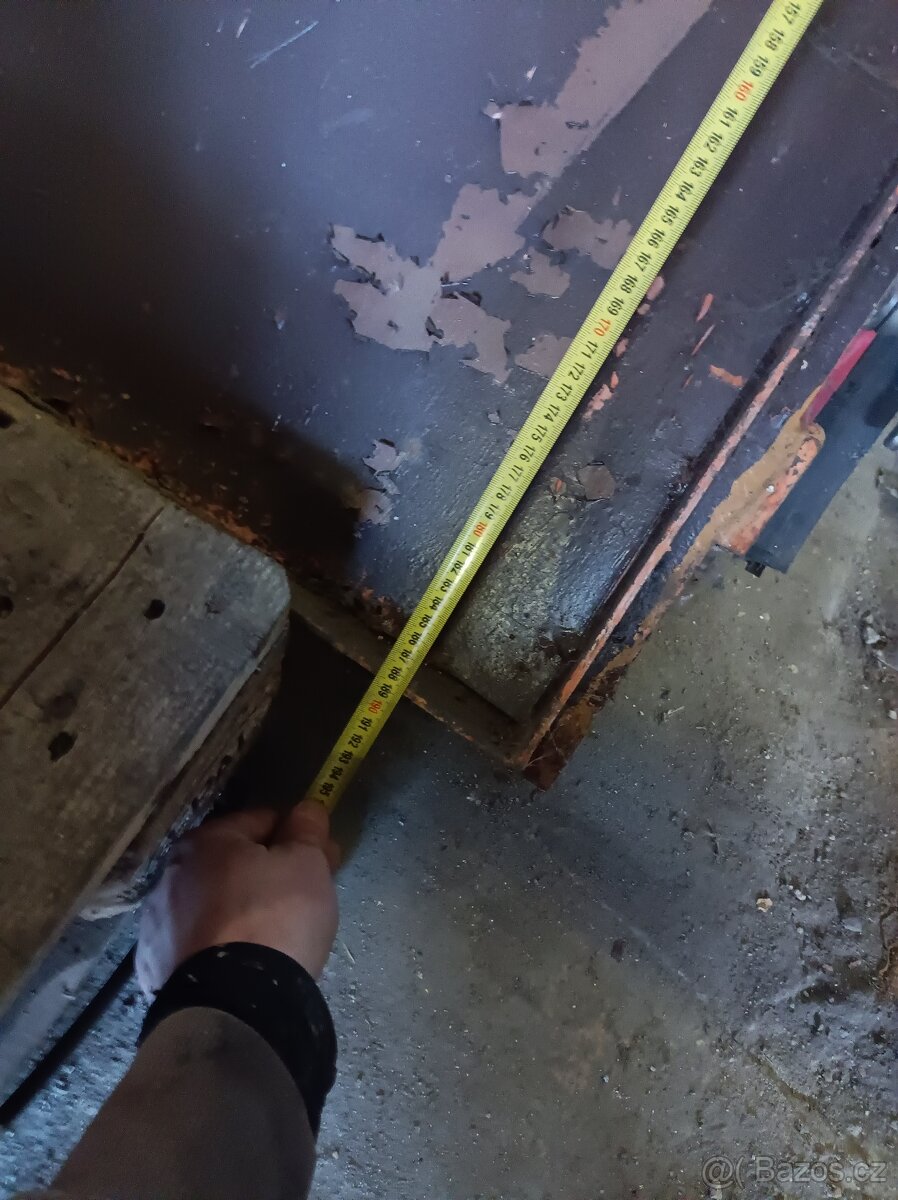 Plechová garážová vrata - 3