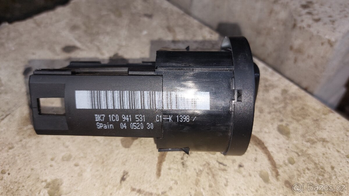 Spínač světel VW Golf 4 - 3