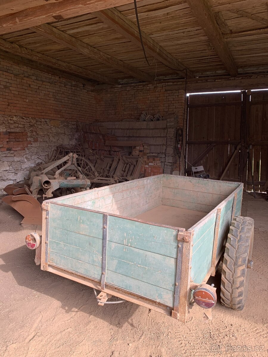 Vlečka jednoosá - 3