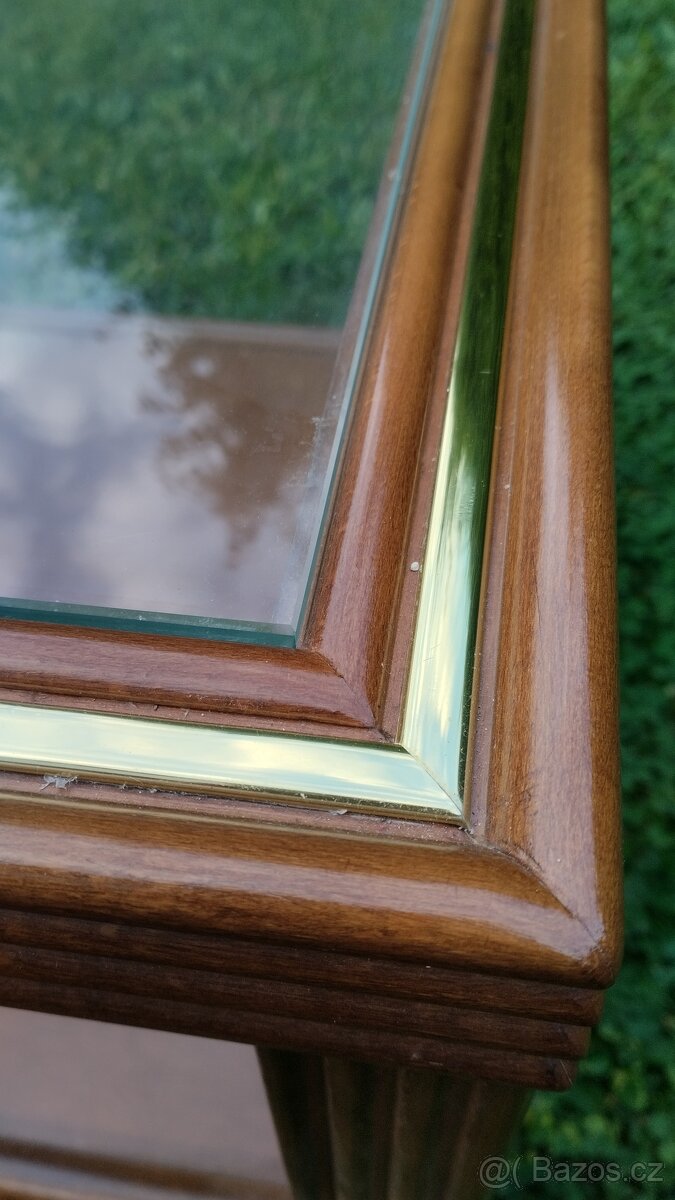 Konferenční či noční stolek - 3