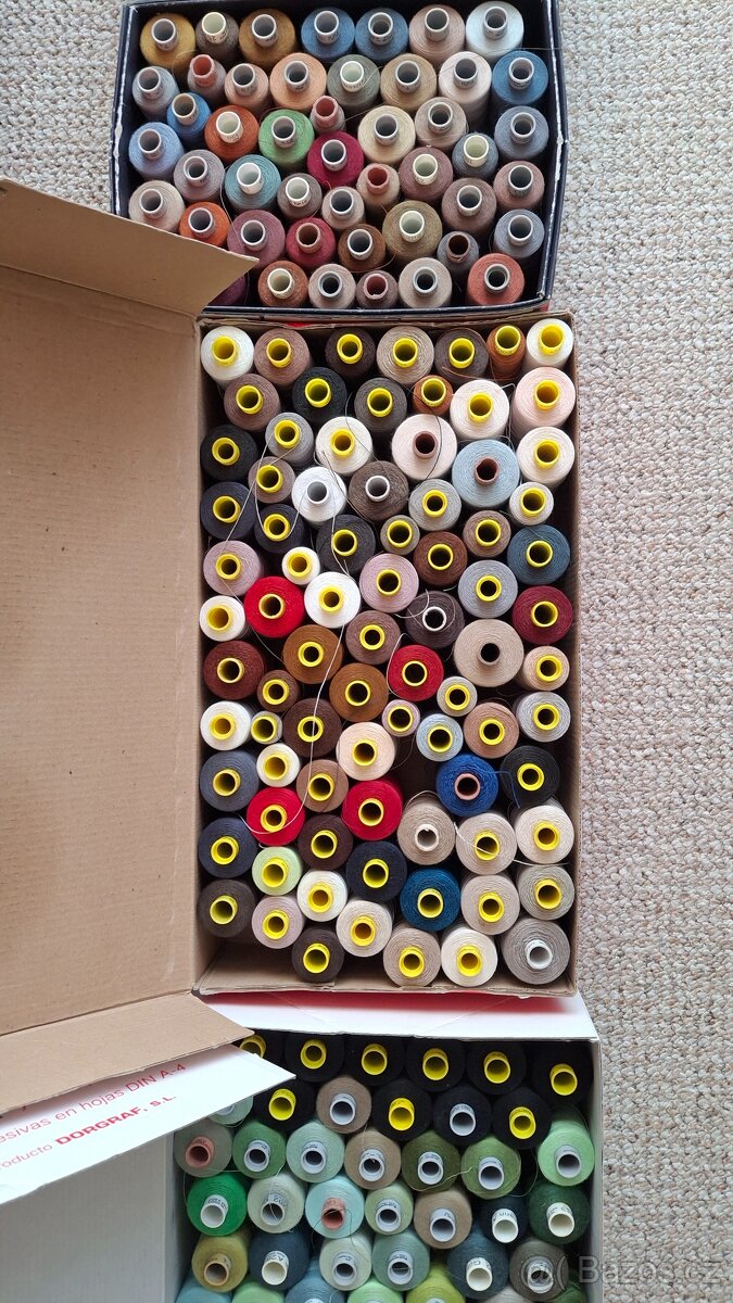 Nitě, zipy pro švadleny - 3