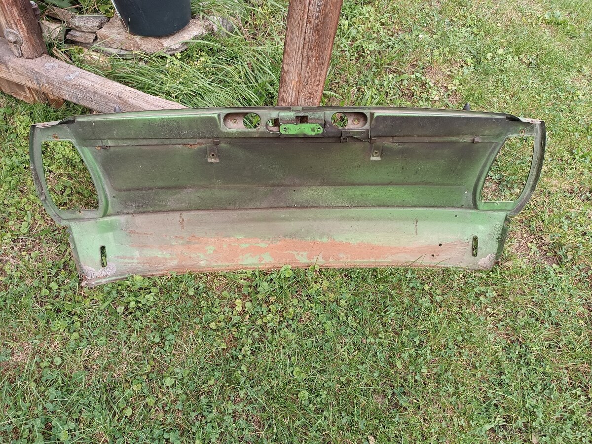 Zadní čelo Škoda 105 120 - 3