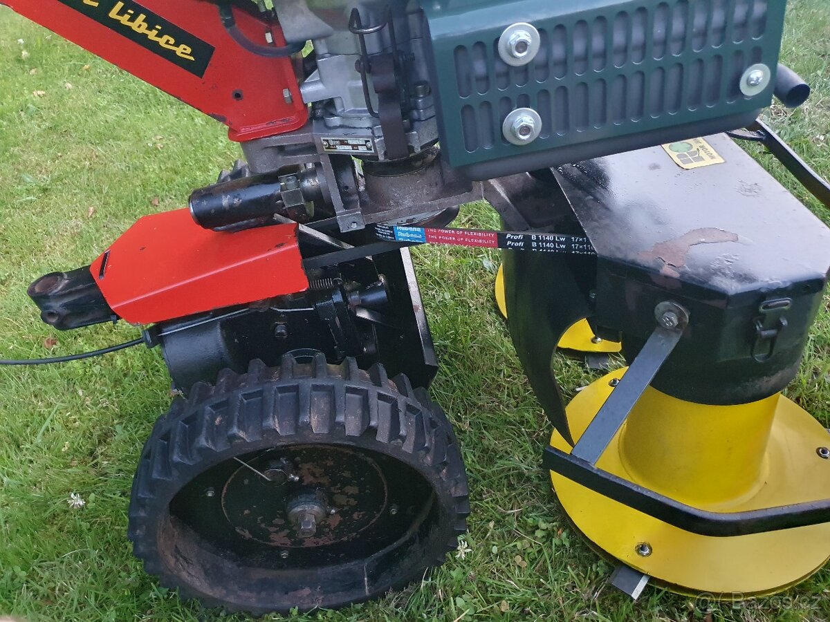 Prodám českou dvoububnovou sekačku bdr 700, málo používaná - 3