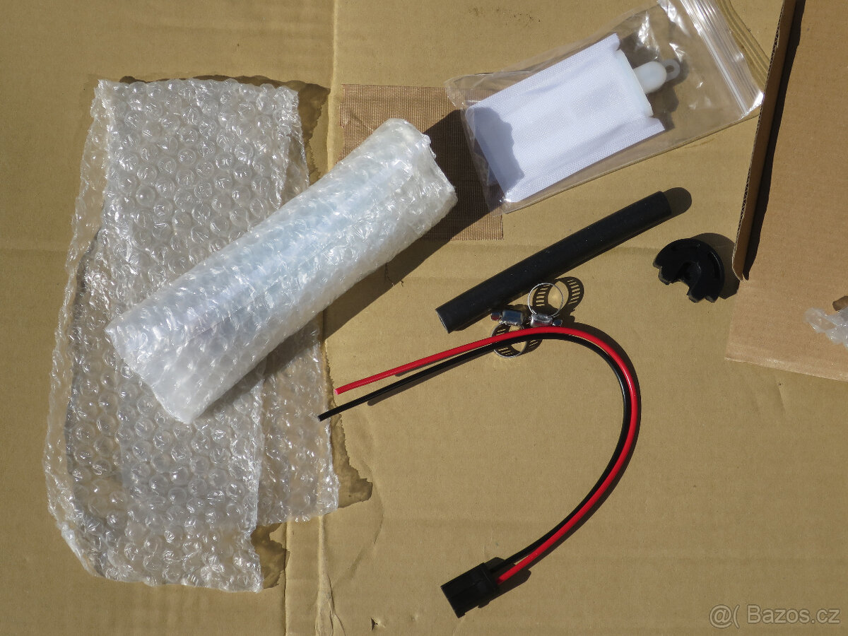 Nissan S13 200SX - Walbro palivové čerpadlo - 3