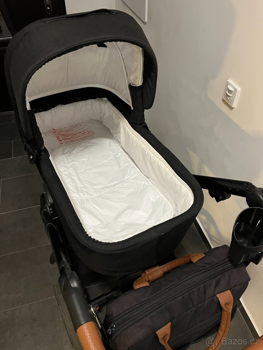 Prodám kočárek Zopa Stratos - 3