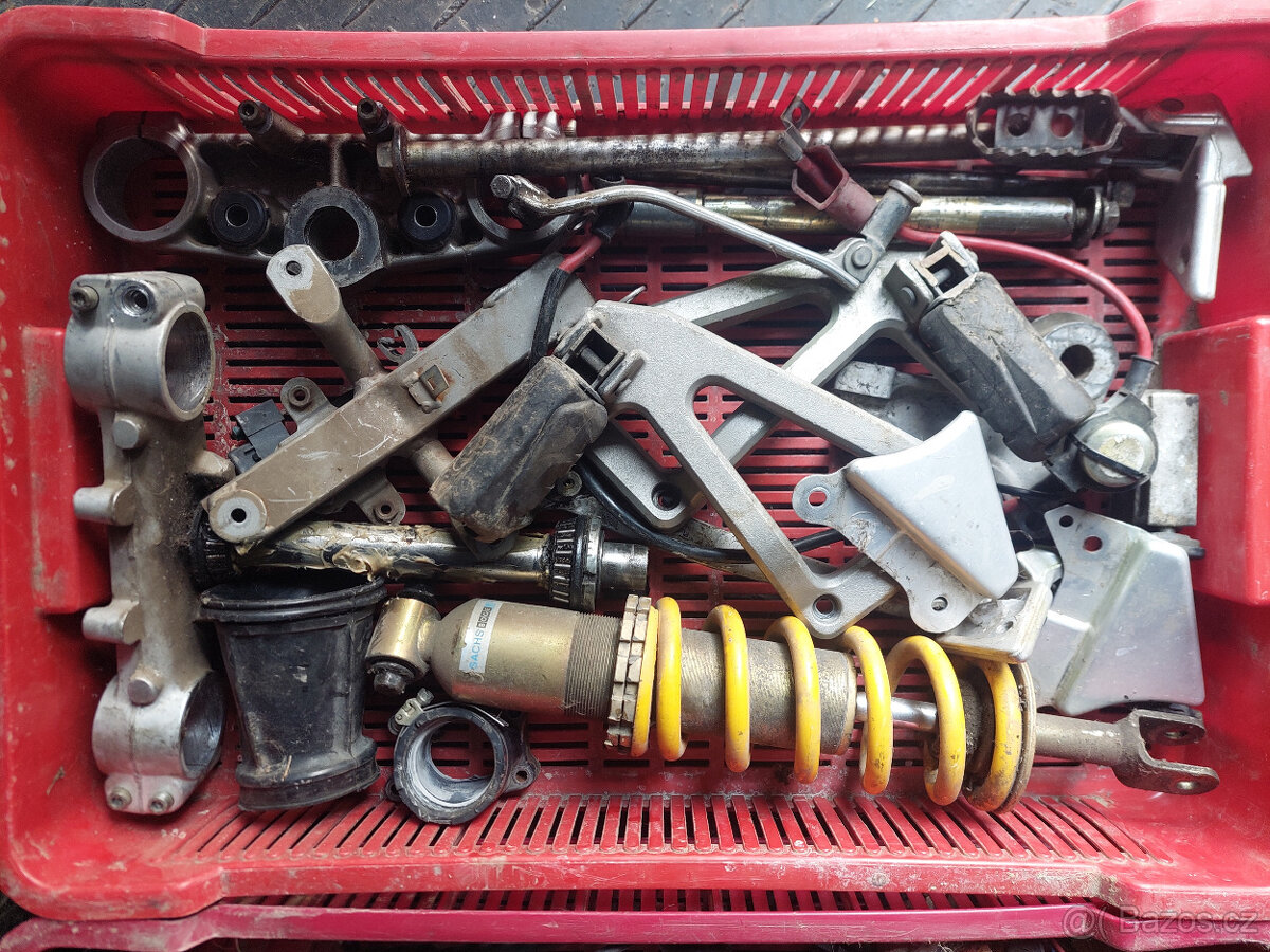 Cagiva Canyon 500/ 600 díly - 3