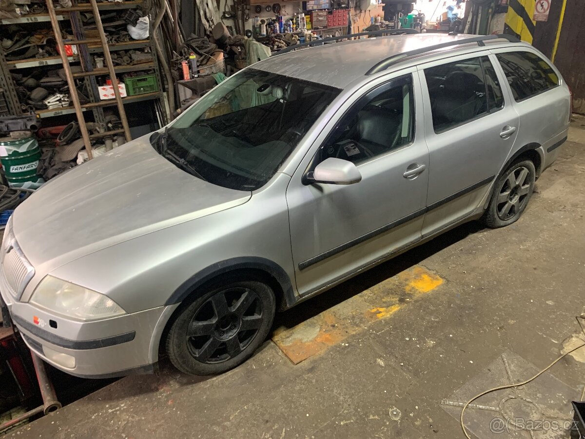 Škoda Octavia II,2.0 TDi DSG - 3